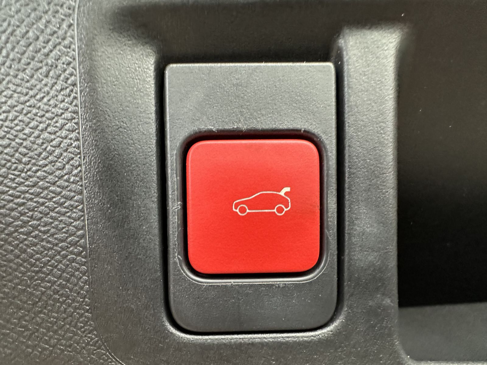 Fahrzeugabbildung Opel Astra ST 1.5 D AT GS-Line+NAV+LED+PANO+KAM+HUD