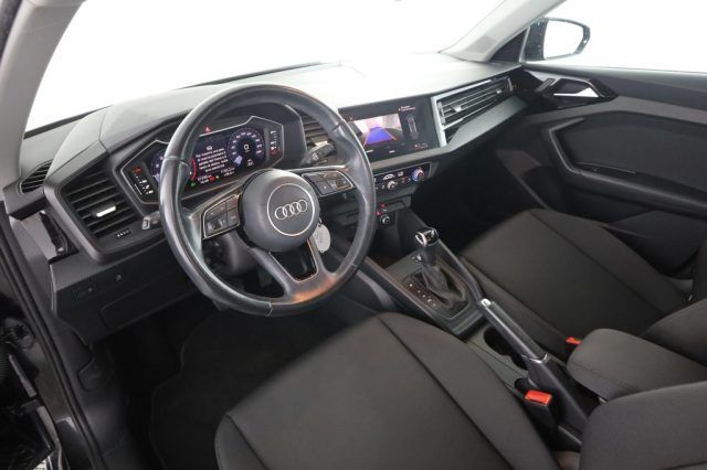 AUDI AUDI A1 A1 citycarver 30 TFSI S tronic Admired