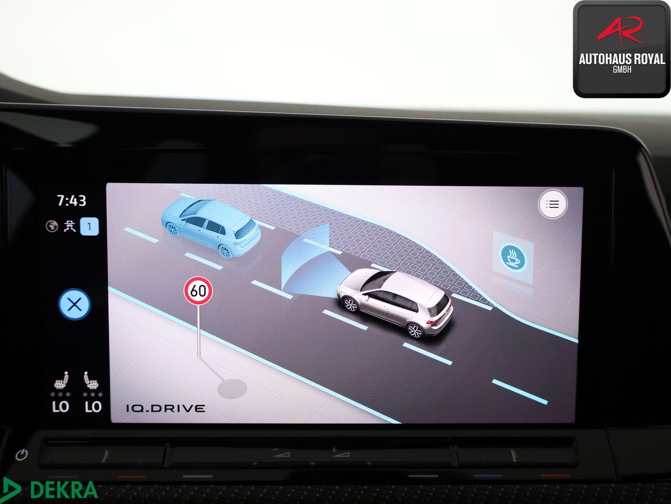 Volkswagen Golf VIII 1.5 eTSI R LINE MATRIX,HARMAN/K,ACC,SH, миниатюра 21
