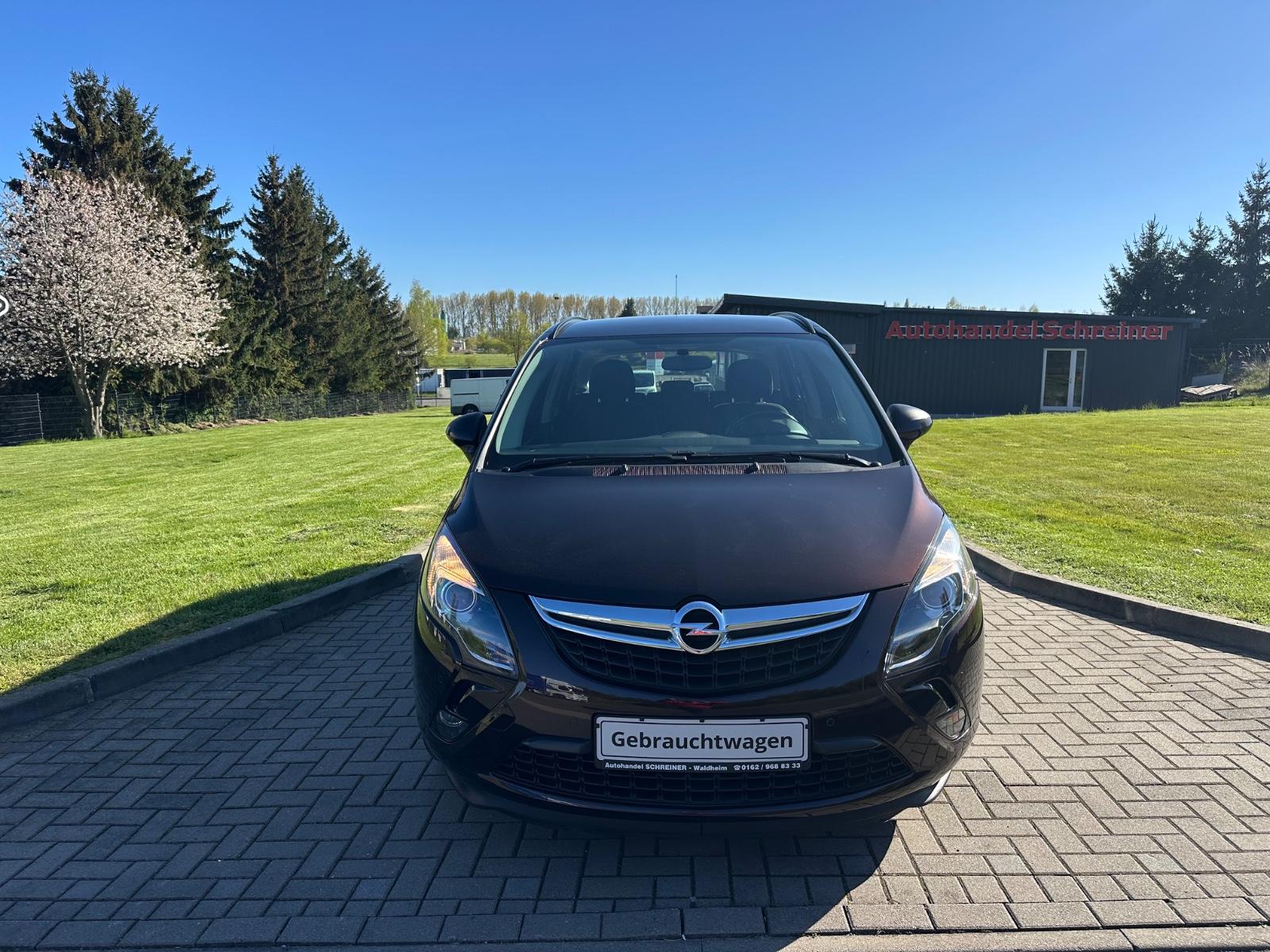 Opel Zafira C Tourer Edition 1.4 Benz 140 PS TÜV NEU