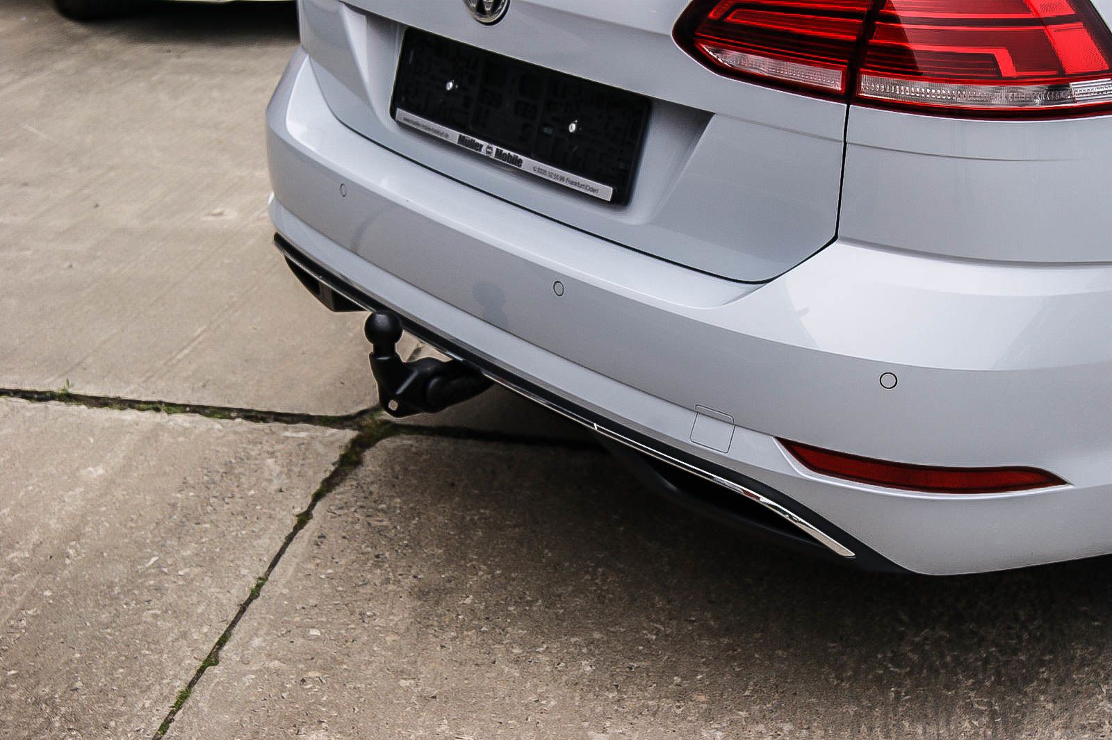 Fahrzeugabbildung Volkswagen Golf VII Variant 14TSI DSG JOIN ANHZV KAMERA PDC