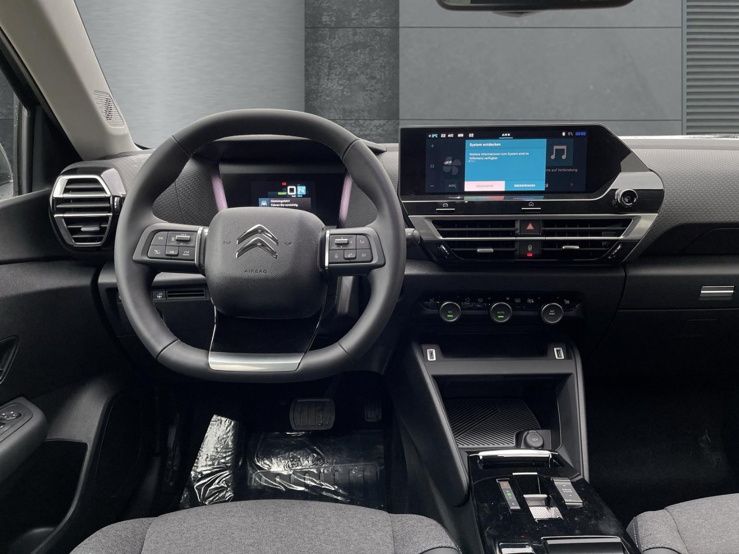 Citroën e-C4 Shine Totwinkelassistent ACC Navi Apple Car