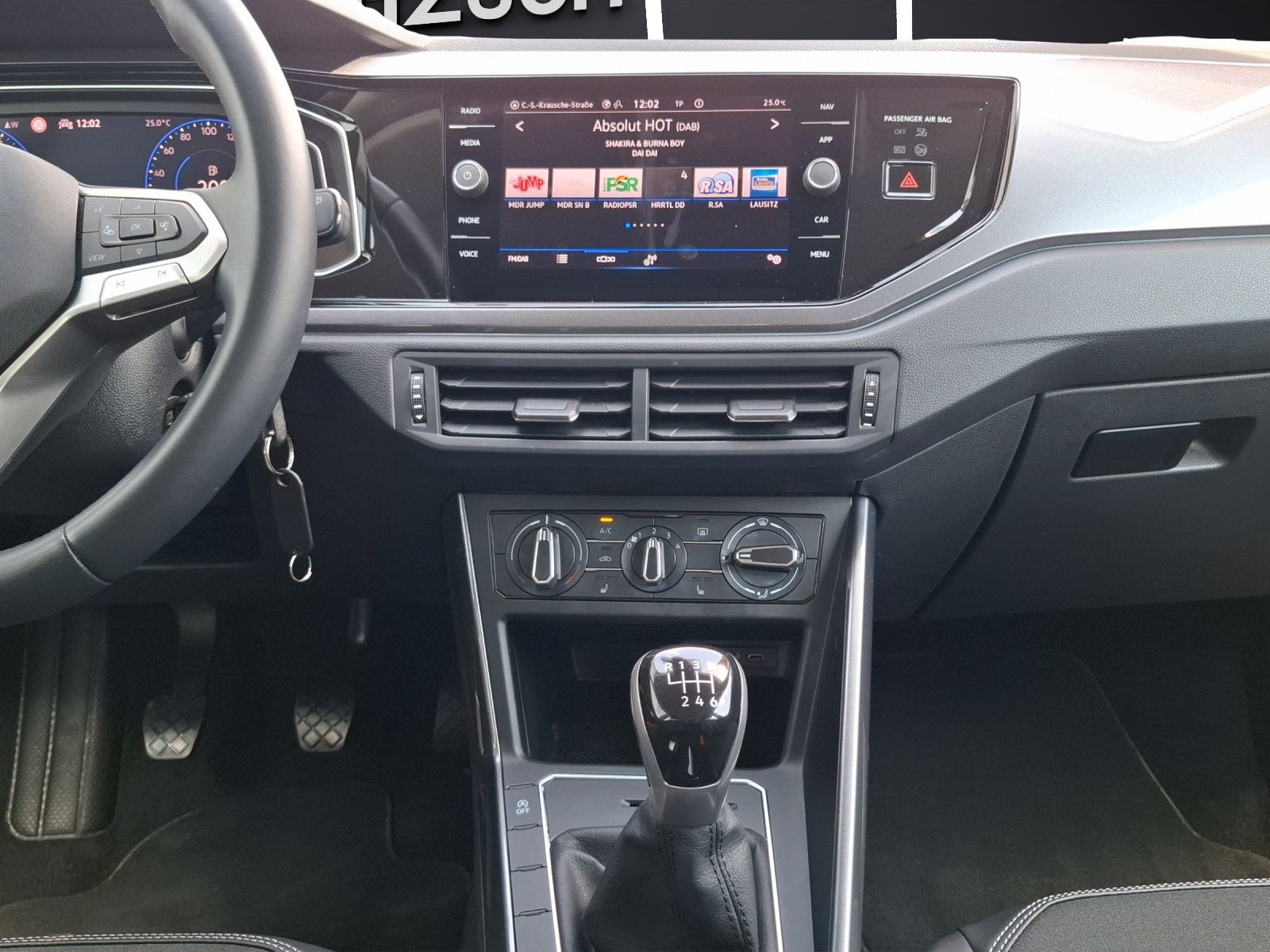 Fahrzeugabbildung Volkswagen Taigo TSI Style Matrix Navi AID ACC PDC SH 17"