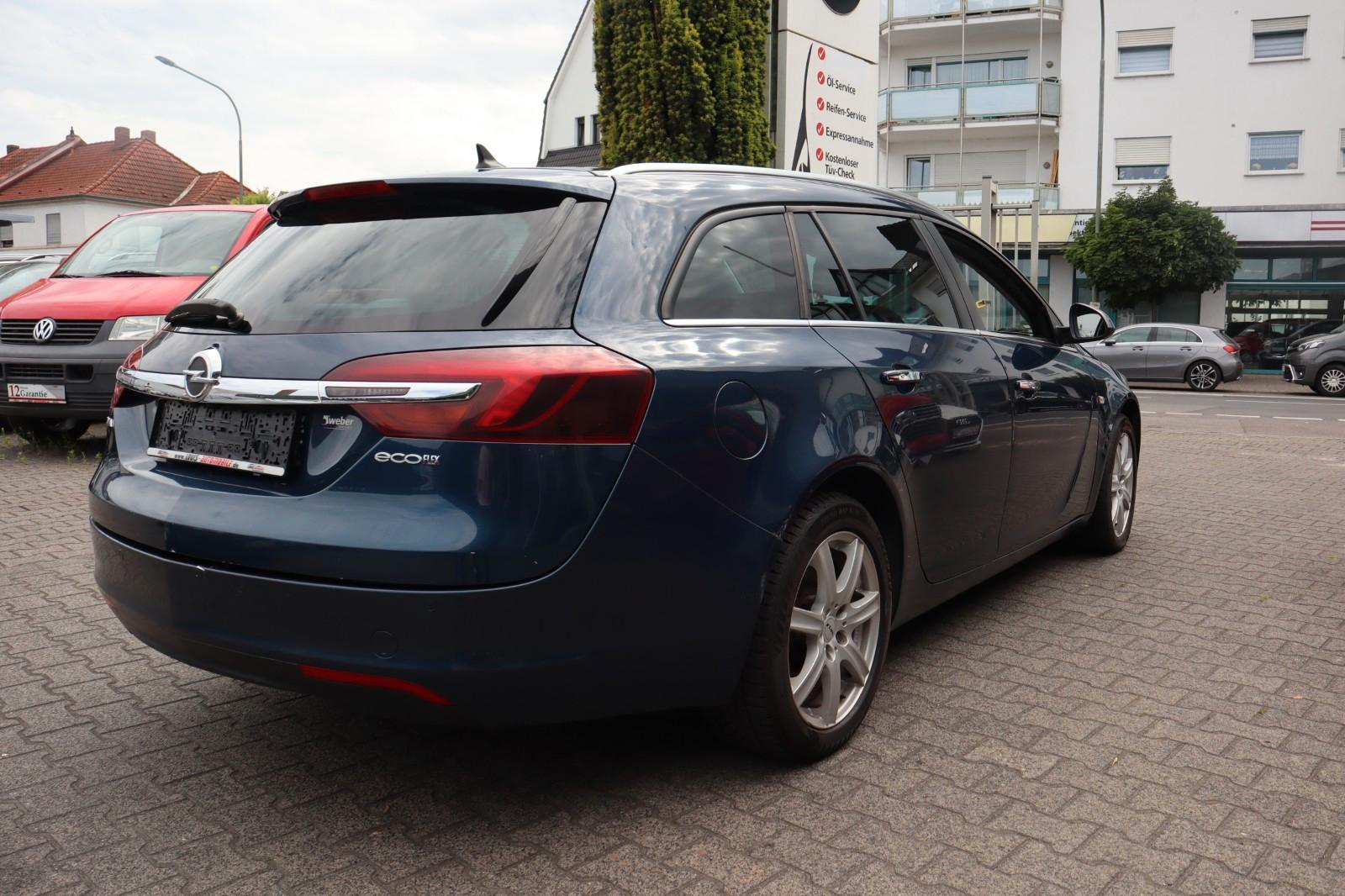 Opel Insignia 2014 — interior