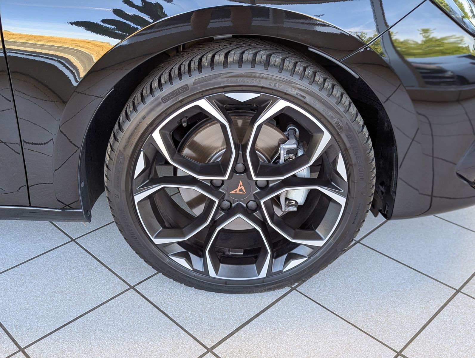 Fahrzeugabbildung CUPRA Leon 2.0 DSG Dynamic/Edge-Paket Navi AHK 5J-Gara