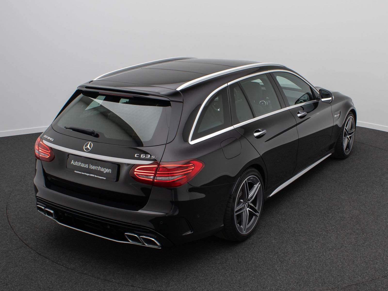 Fahrzeugabbildung Mercedes-Benz C 63 AMG Panorama DAB Burmester Komfort Voll