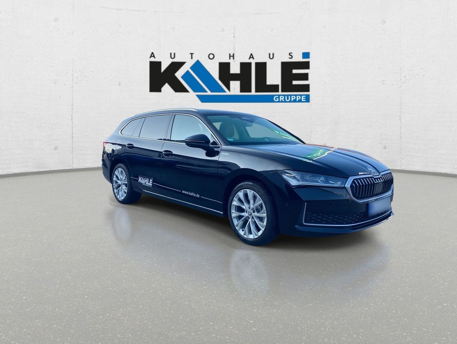 Skoda Superb Combi 2.0 TDI DSG 4x4 L&K Pano AHK imagem 3