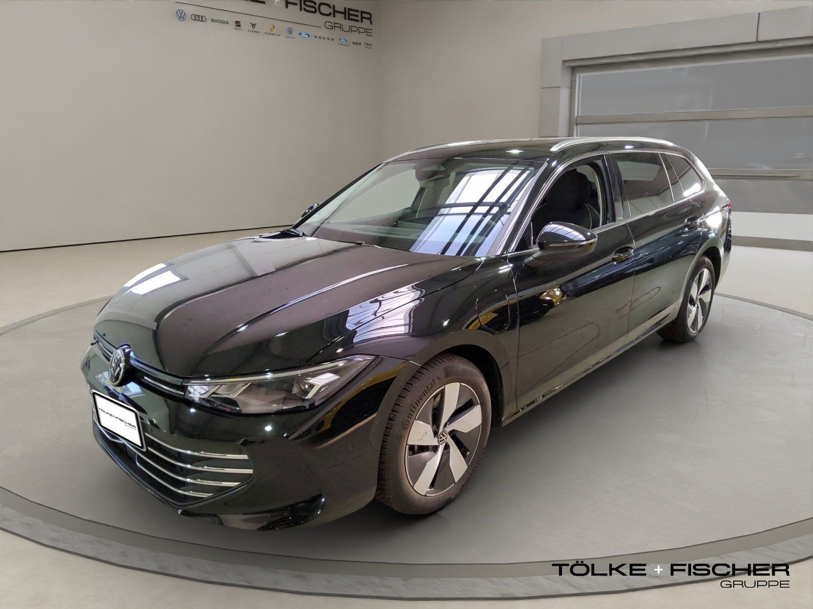 Volkswagen Passat Variant 1.5 TSI e W Business DCC ACC AHK foto 2