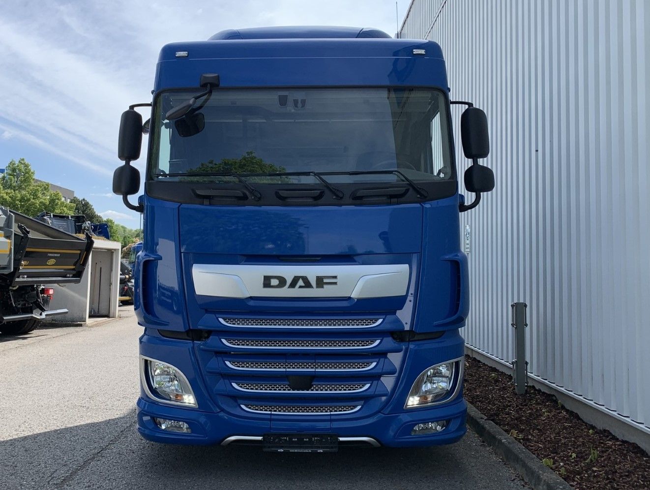 Fahrzeugabbildung DAF FT XF 480 SC LD