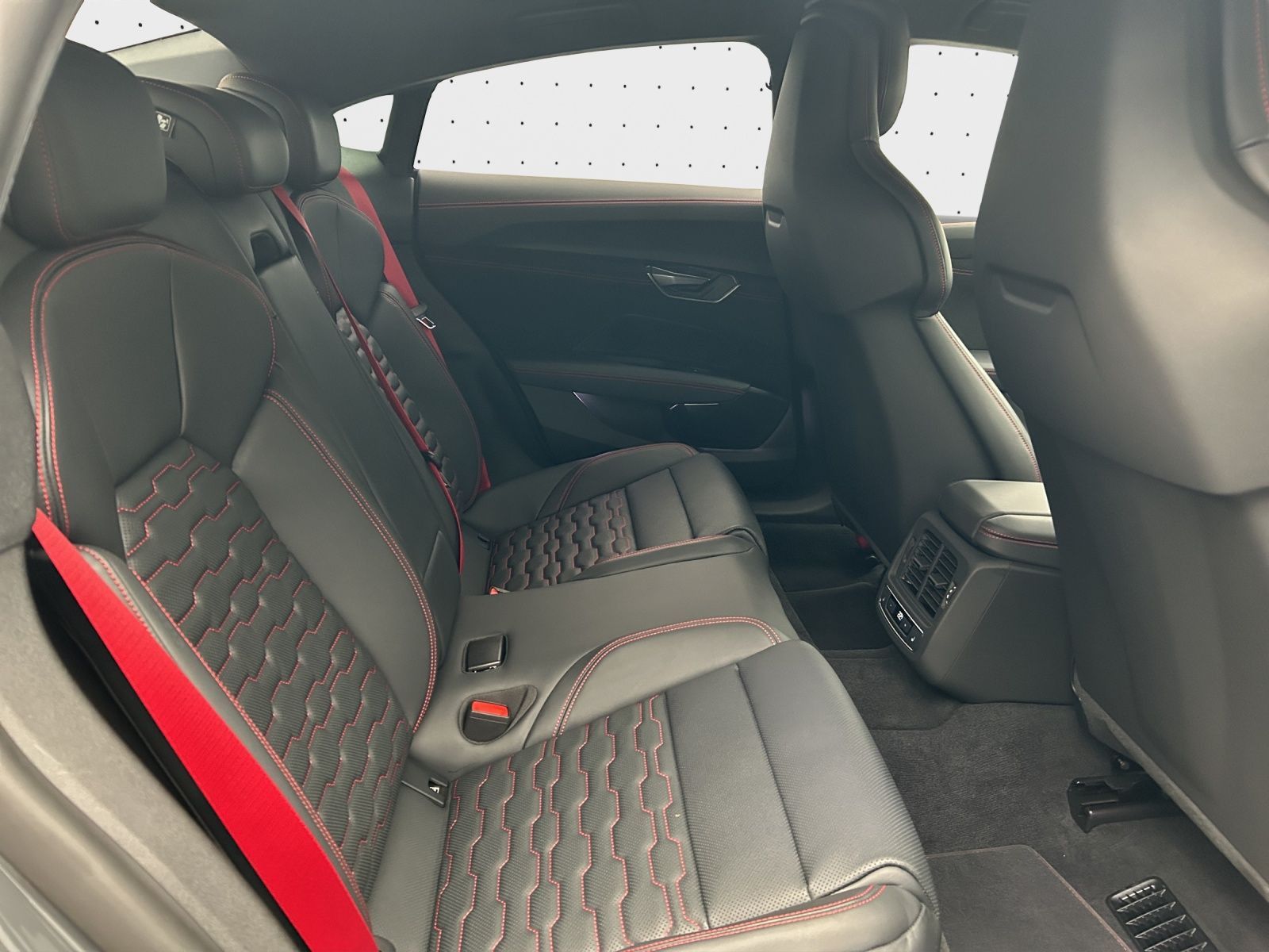 Audi RS e-tron GT - Bild 16