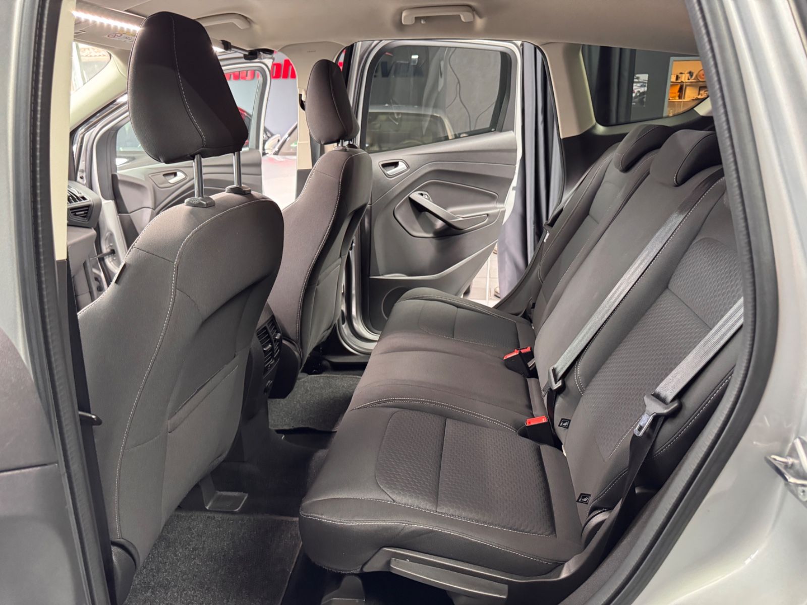 Fahrzeugabbildung Ford Kuga Cool & Connect|NAVI|1.HAND|