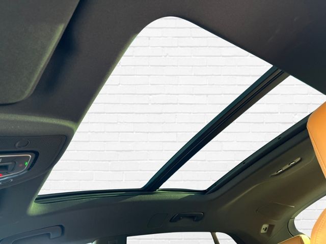 Fahrzeugabbildung Audi Q8 60 TFSIe quattro S line tiptronic KLIMA LED L