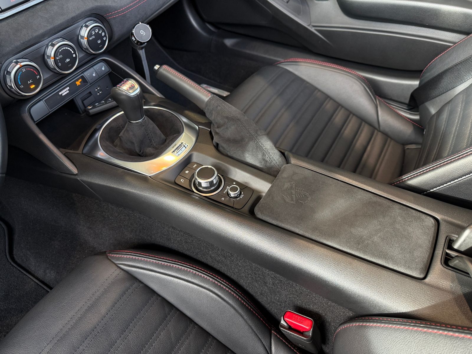 Fahrzeugabbildung Abarth 124 Spider BOSE LED LEDER ALU