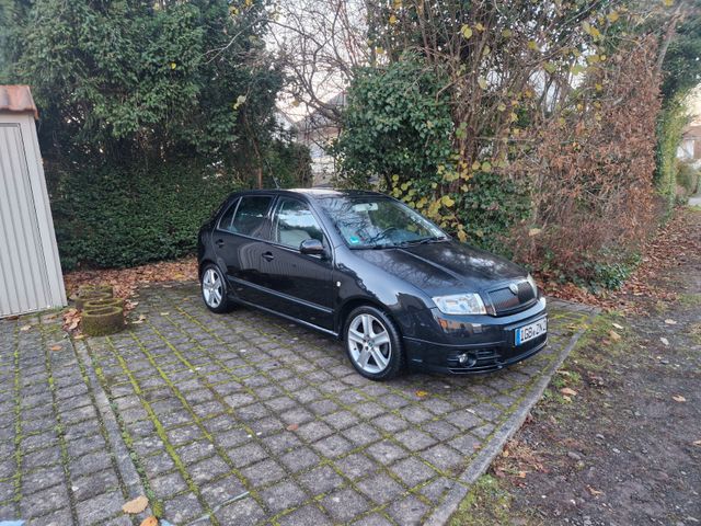 Skoda Fabia 1.4 16V 74 kW Edition 100 