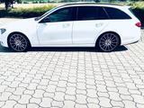 Mercedes-Benz E 400 d 4MATIC T Autom. - - Mercedes-Benz E 400 von privat