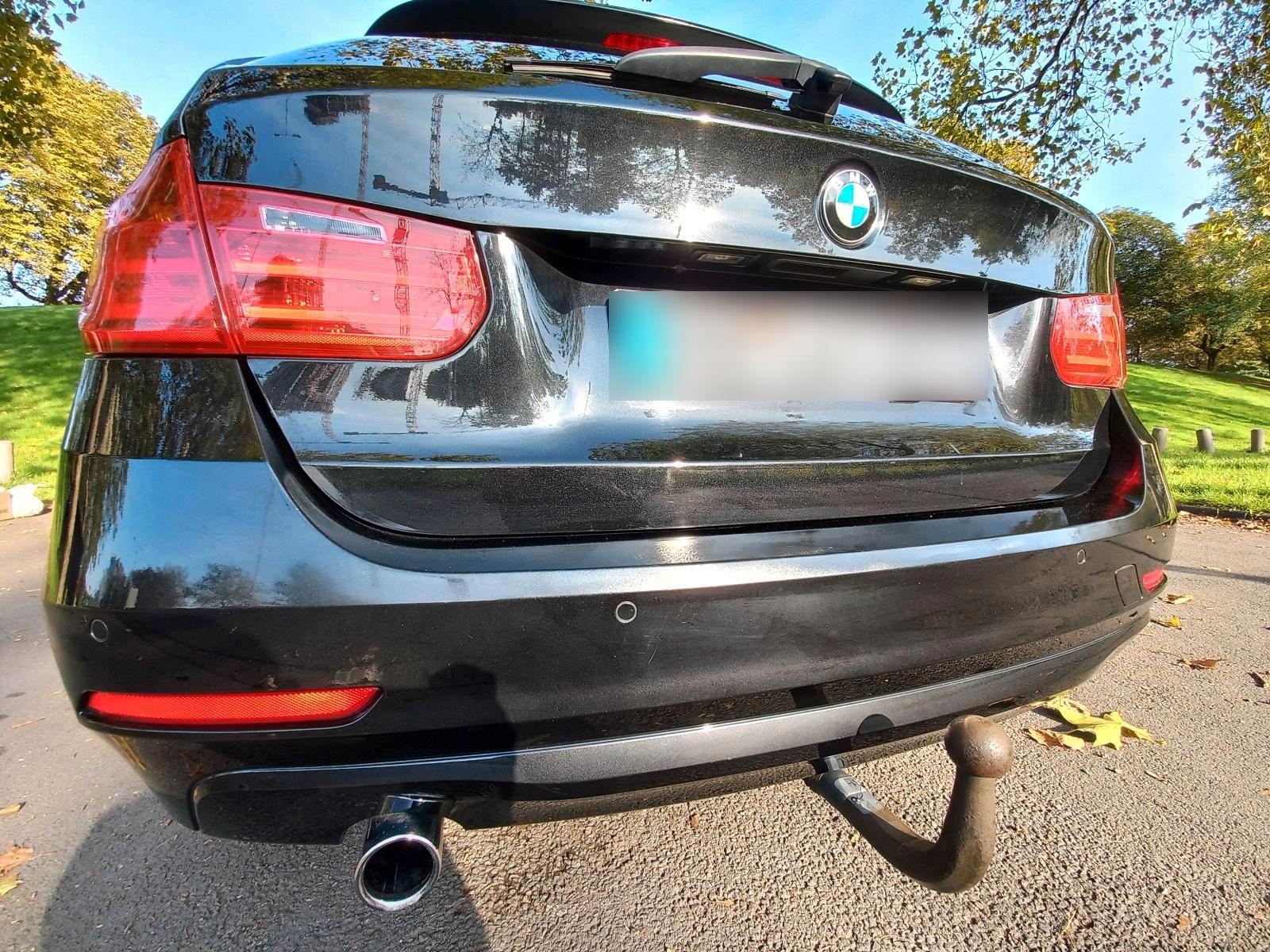 BMW 318 2013 — photo 11