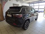 Jeep Compass Limited 4WD / LED / NAVI / LEDER - Jeep Compass: Schwarz