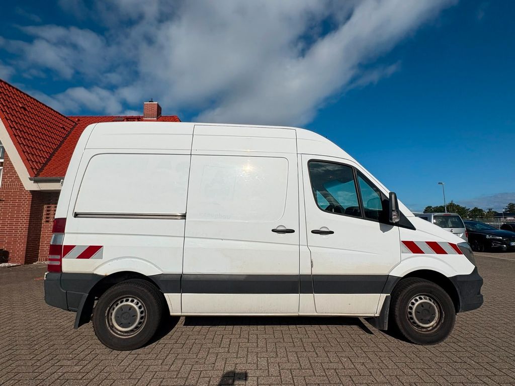 Image of Mercedes-Benz Sprinter