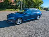 Skoda Superb 2.0 TDI SCR 140kW Green tec Style Com... - Skoda Superb aus 2016 mit Diesel-Antrieb: Kombi, 2.0