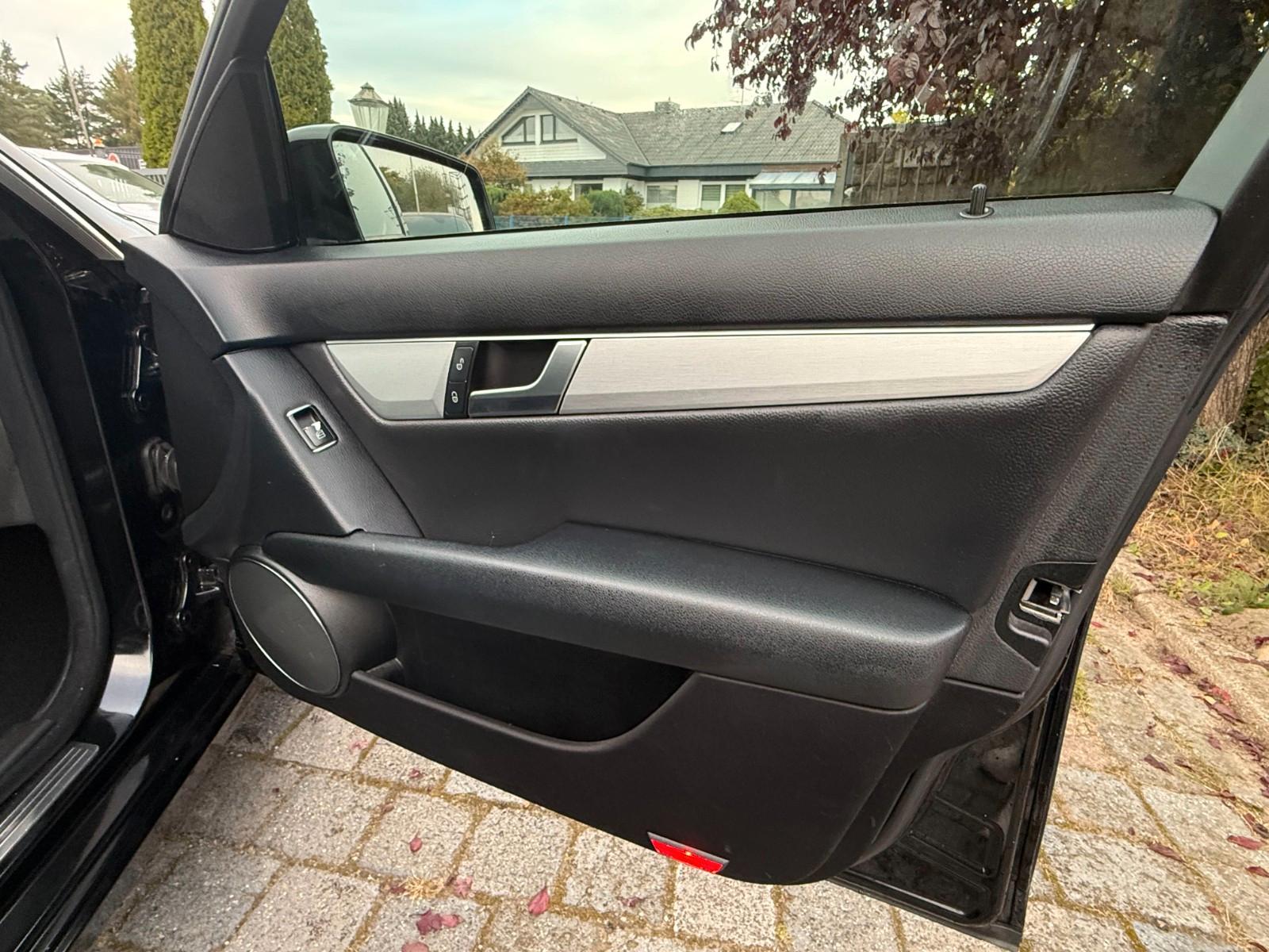 Mercedes-Benz C 180 C Limousine 1,8 CGI BlueEfficiency