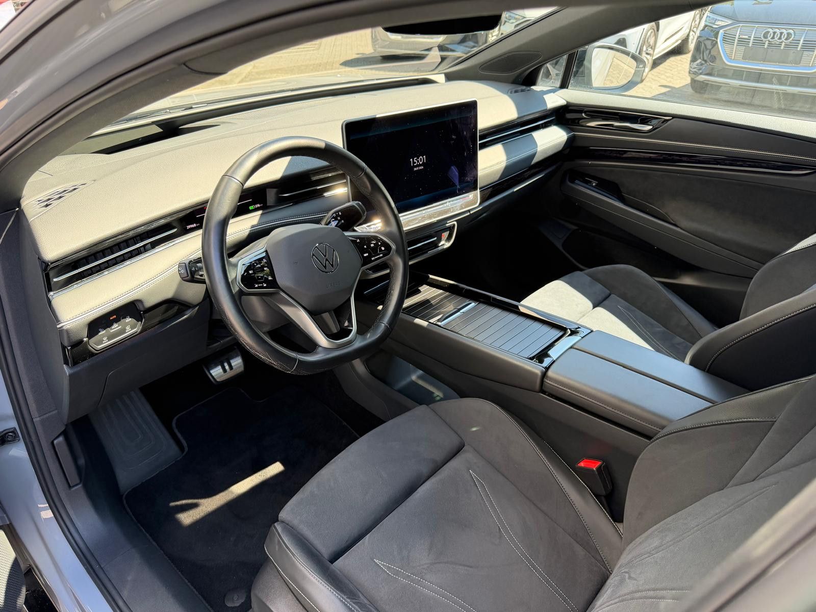Fahrzeugabbildung Volkswagen ID.7 Pro >ALCANT+MATRIX+MEMO+HEAD+ACC+AHK+360°+