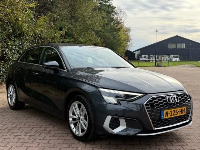 Audi A3 Sportback 30TFSI HEV 110PK S-TRONIC ATTITUDE/ imagem 3