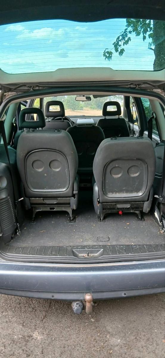 Seat Alhambra 2008 — photo 7
