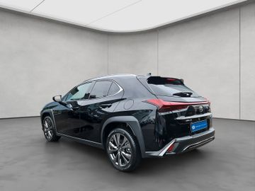 Lexus UX - 3