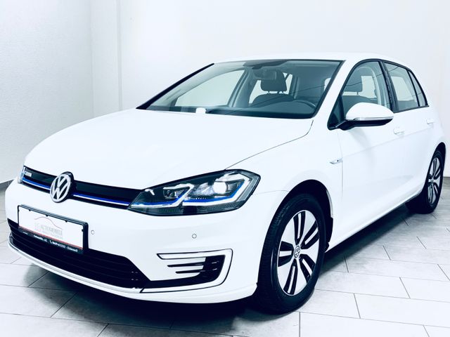 Volkswagen Golf VII Lim. e-Golf * 1.H * NAVI * CCS *8xREIF