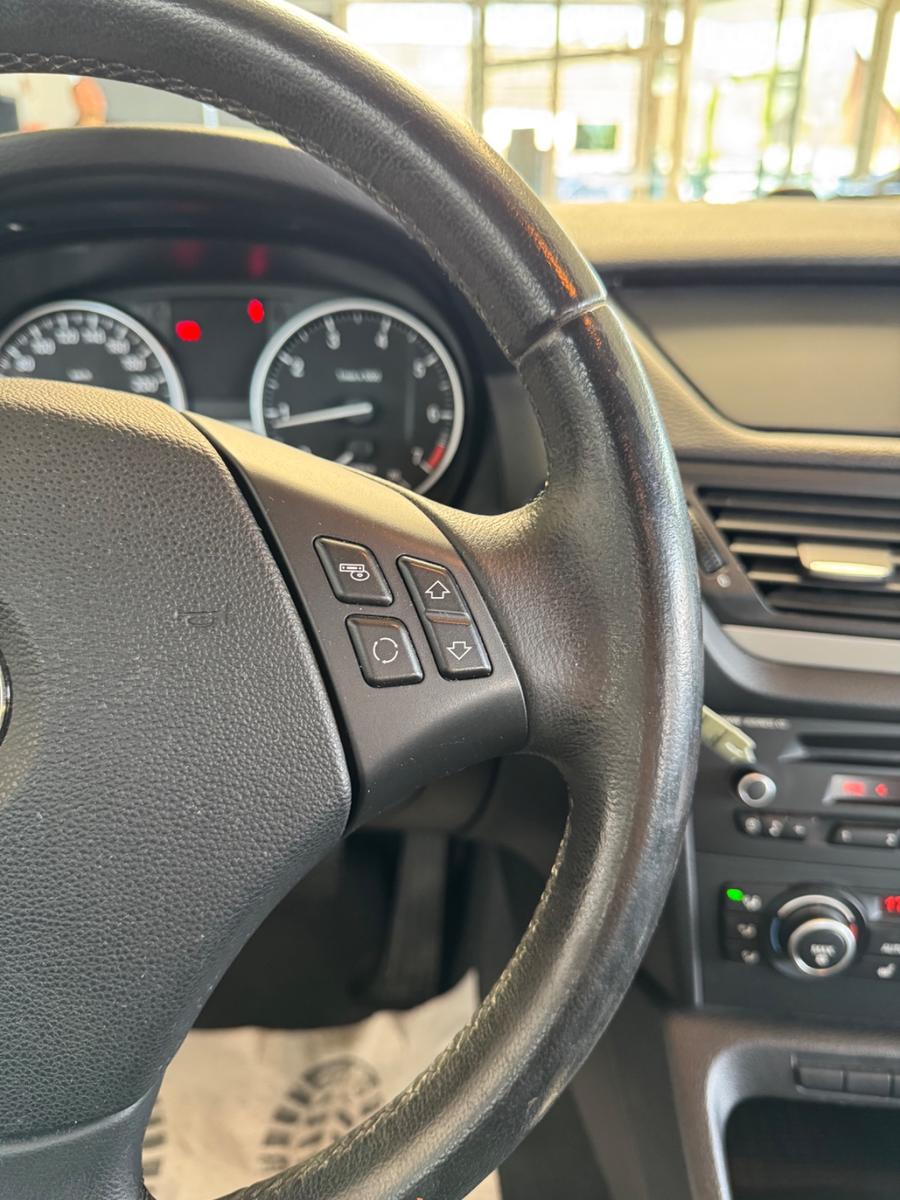 BMW X1 18 i sDrive *Klima*Shzg.*PDC*