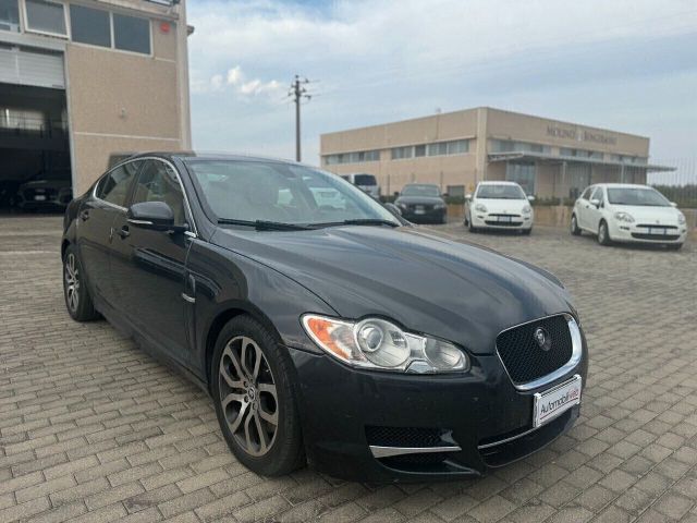 Jaguar XF 3.0 D V6 Premium Luxury