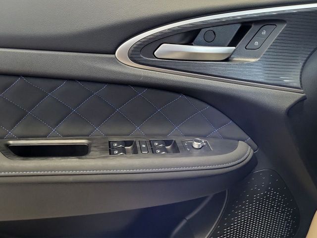 03 Elektro 126 kW 300 Pro (Batterie 48 kW