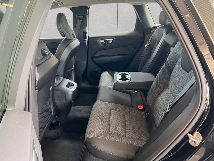 Volvo XC60 B4 Core Aut Google-Maps LED Rückfahrkamera foto 17
