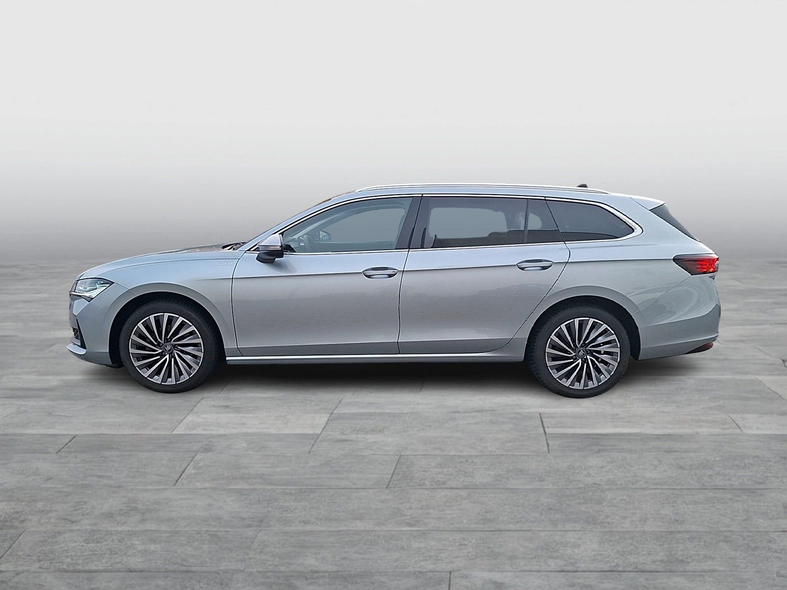 Skoda Superb Combi TDI L&K DSG Matrix AHK Navi VC Pano imagem 2