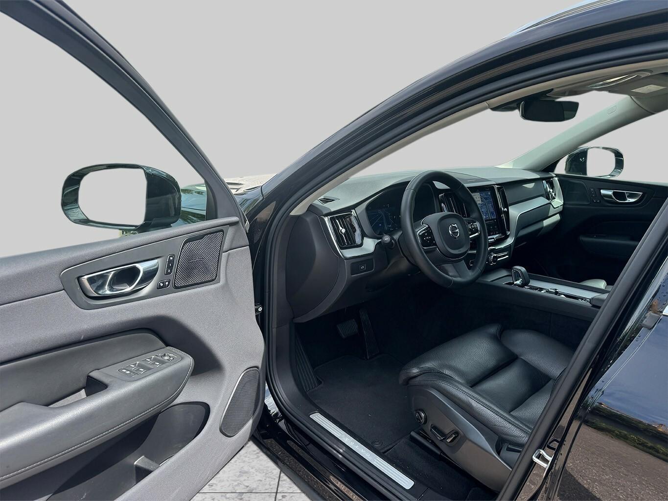 Volvo XC60 B4 Plus Bright Mild-Hybrid, миниатюра 12