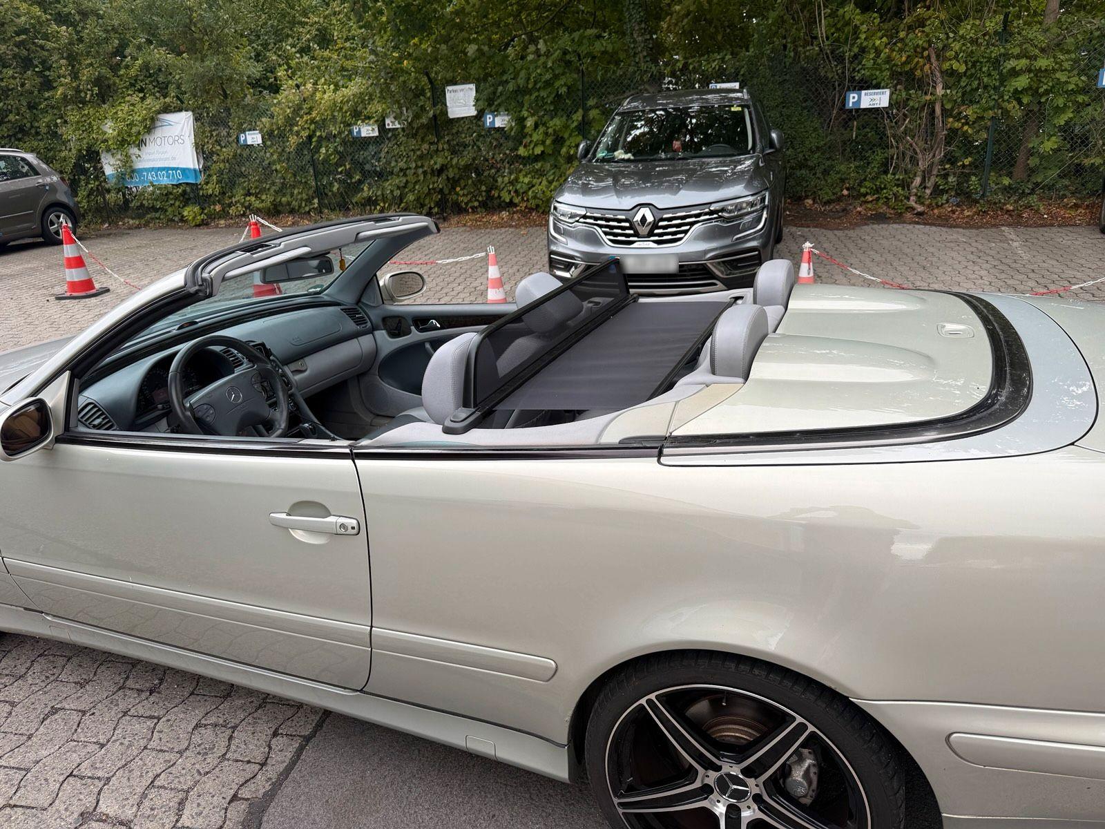 Mercedes-Benz CLK 320