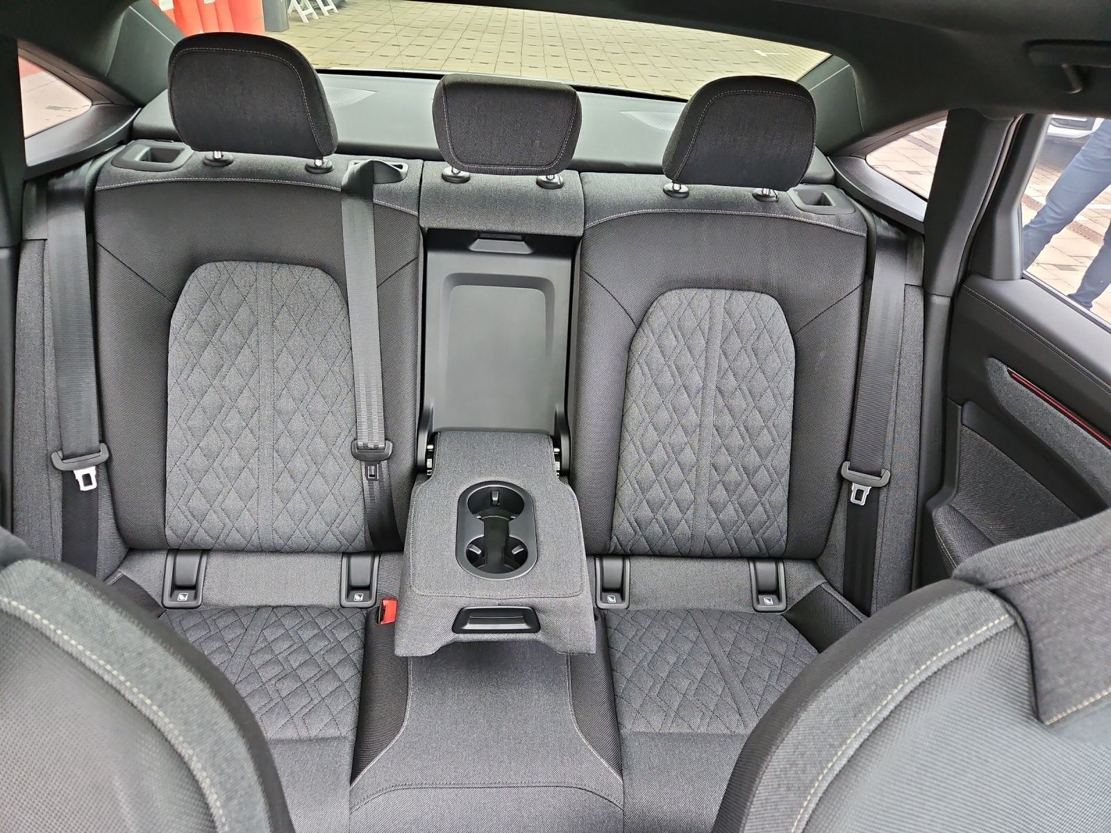 Audi A6 - Bild 17