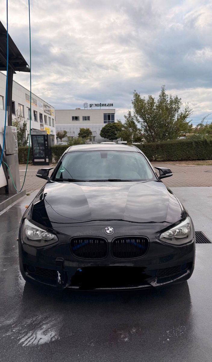 BMW 1er TÜV, Inspektion, Reifen, Bremsen Neu