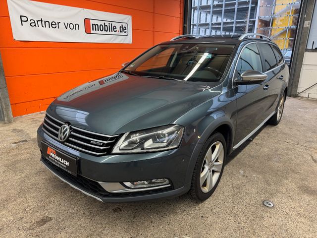 Volkswagen Passat Alltrack Highline DSG Leder Pano Unfall