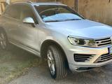 Volkswagen 3.0 TDI. R-LINE. 21Zoll. LUFT. DYNAUDIO.  - Volkswagen Touareg: 3.2