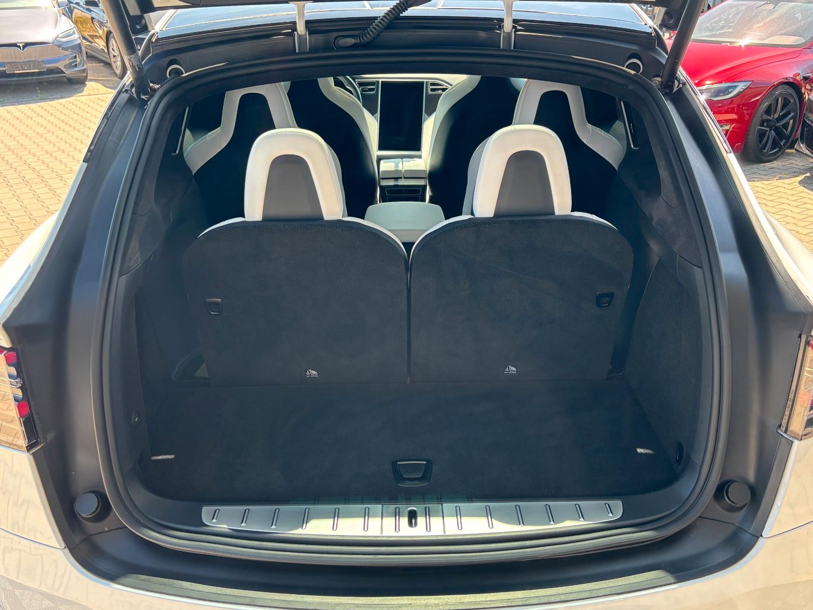 Tesla Model X 100D – 525 ch – 6 places – Autopilot 3