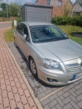Toyota Avensis 1,8-l-VVT-i - - Toyota Avensis aus 2006