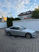 BMW e92 335i DKG Facelift | Liebhaberfahrzeug - BMW 335: Coupe, D