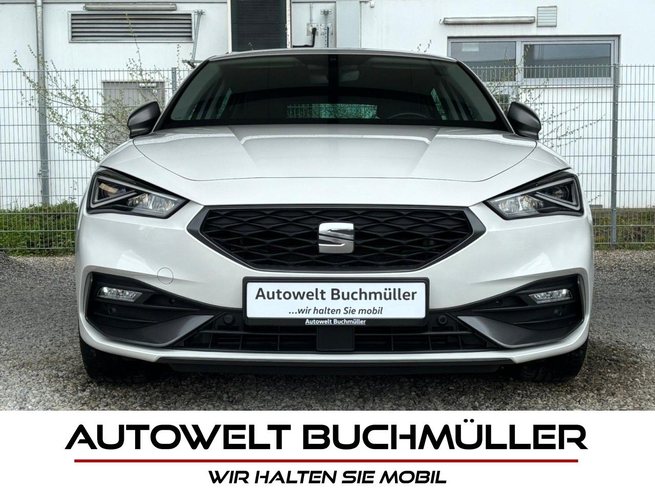 Gebrauchtwagen Seat Leon Leon 1.5 TSI FR-LINE,KAMERA,LED,NAVI,KEYLESS,DAB in Nersingen
