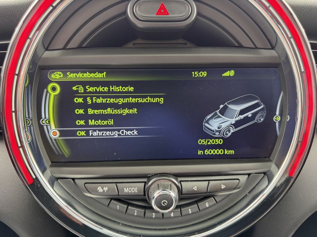 Fahrzeugabbildung MINI John Cooper Works 3-Türer Sport-Aut. NAV+LED