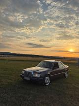 Mercedes-Benz Mercedes 200E W124 / TÜV 05/2028 - gebrauchte Mercedes-Benz 200 aus dem Jahr 1991