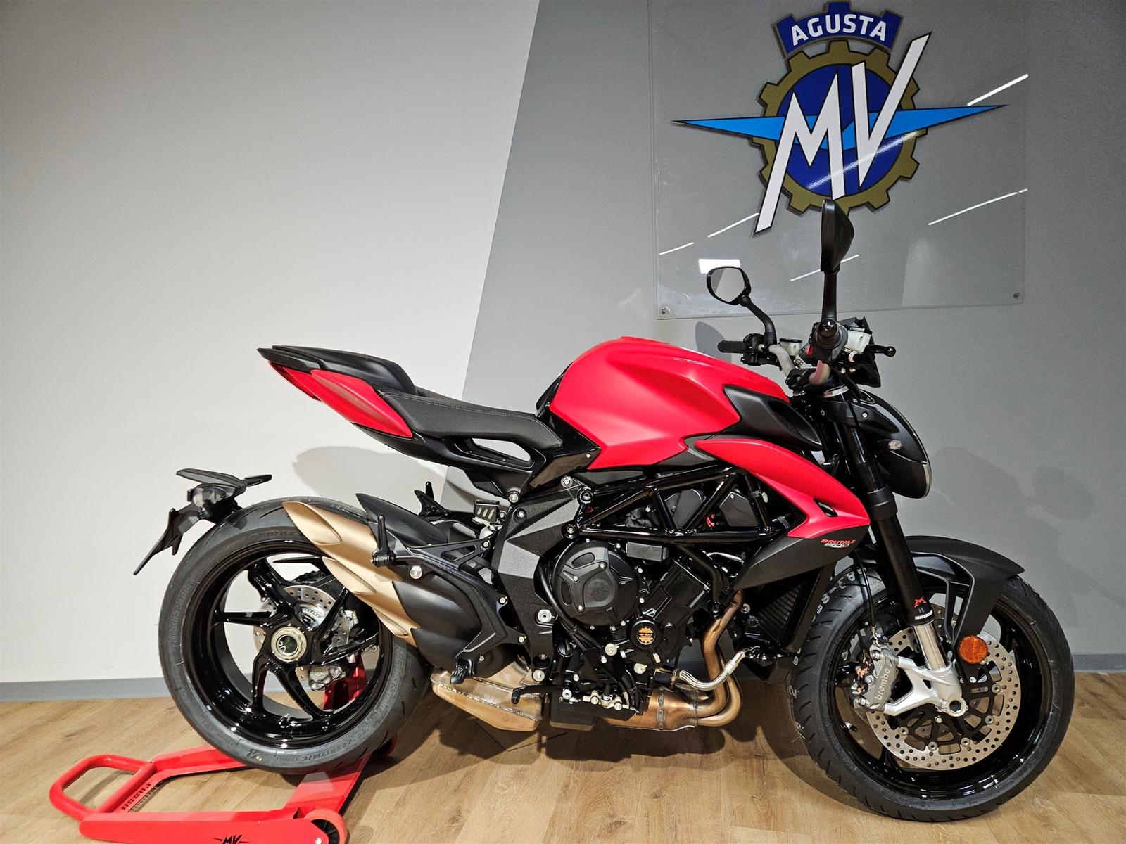 MV Agusta Brutale 800