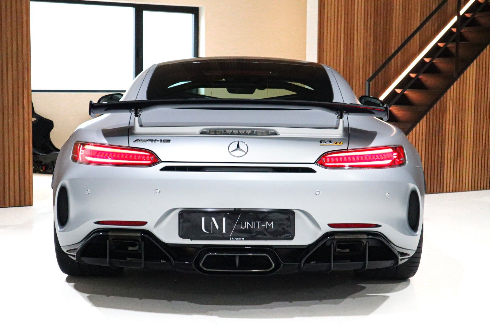 Mercedes-Benz AMG GT R 4.0 V8 / Low mileage / Full MB history imagem 3