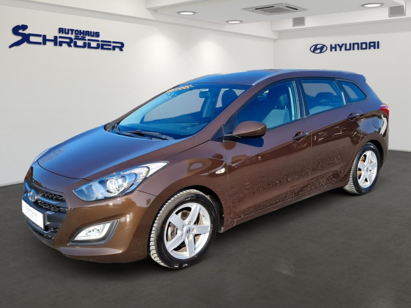 Fahrzeugabbildung Hyundai i30 YES! SILVER 1.6 GDI KLIMA+PDC+TEMPOMAT