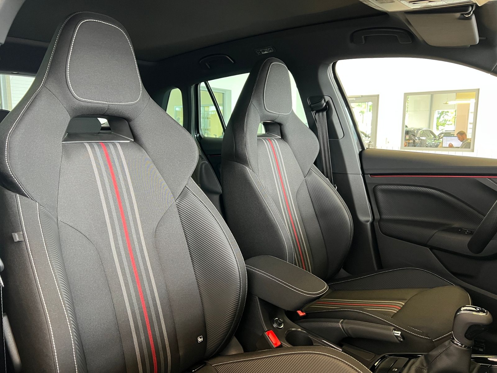 Fahrzeugabbildung SKODA Kamiq Monte Carlo 1.0 TSI DSG *AHK, Matrix-LED*